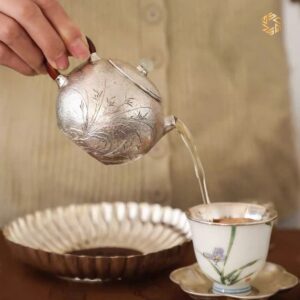 Ấm trà bạc tây thi chế tác thủ công tinh xảo ATB124